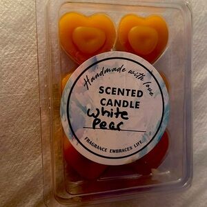 Hand Crafted White Pear Scented Wax Melts
